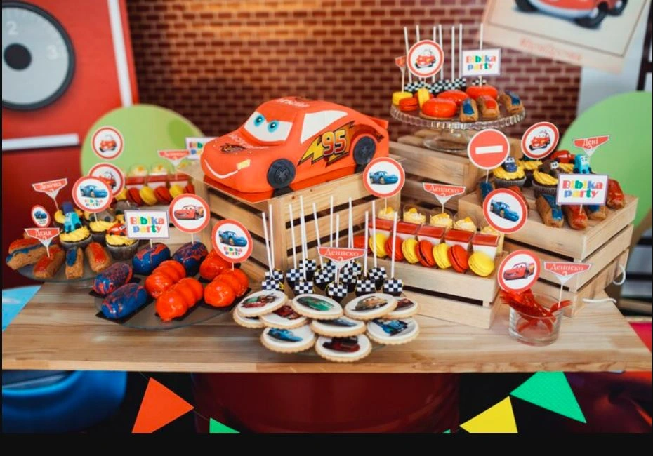 2625152749875568_tmp_Movie Theme Party 4